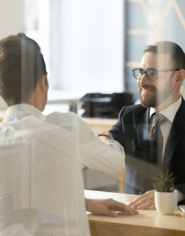 Administración y operaciones de una entidad financiera