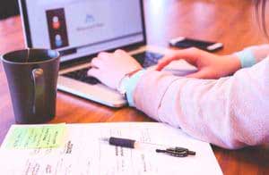 PRINCIPIOS-BASICOS-DE-LA-GESTION-DE-COMUNIDADES-VIRTUALES