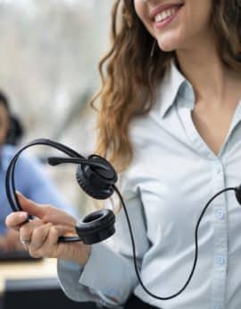 Atención telefónica a clientes y tratamiento de situaciones conflictivos