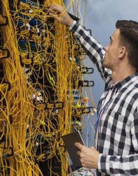 Sistemas y Servidores Web