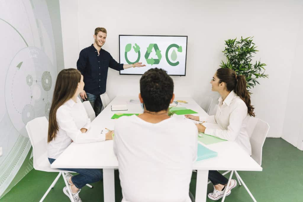 Sensibilización medioambiental en el sector servicios