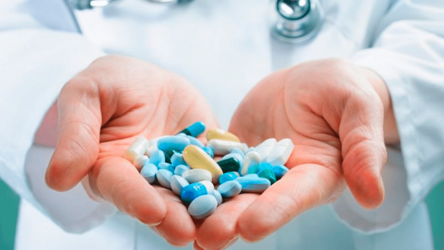 Nomenclatura farmacéutica ¿Cómo se pone nombre a los medicamentos?