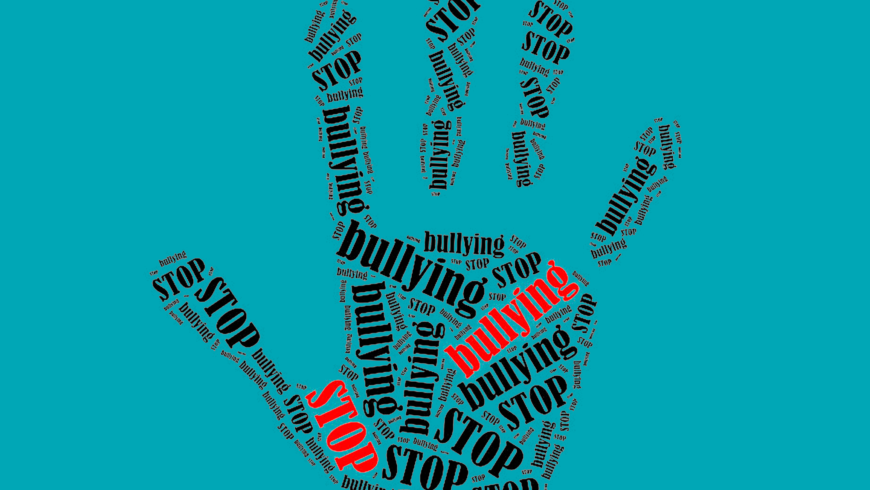 Cómo Ayudar a un Alumno que Sufre Ciberbullying